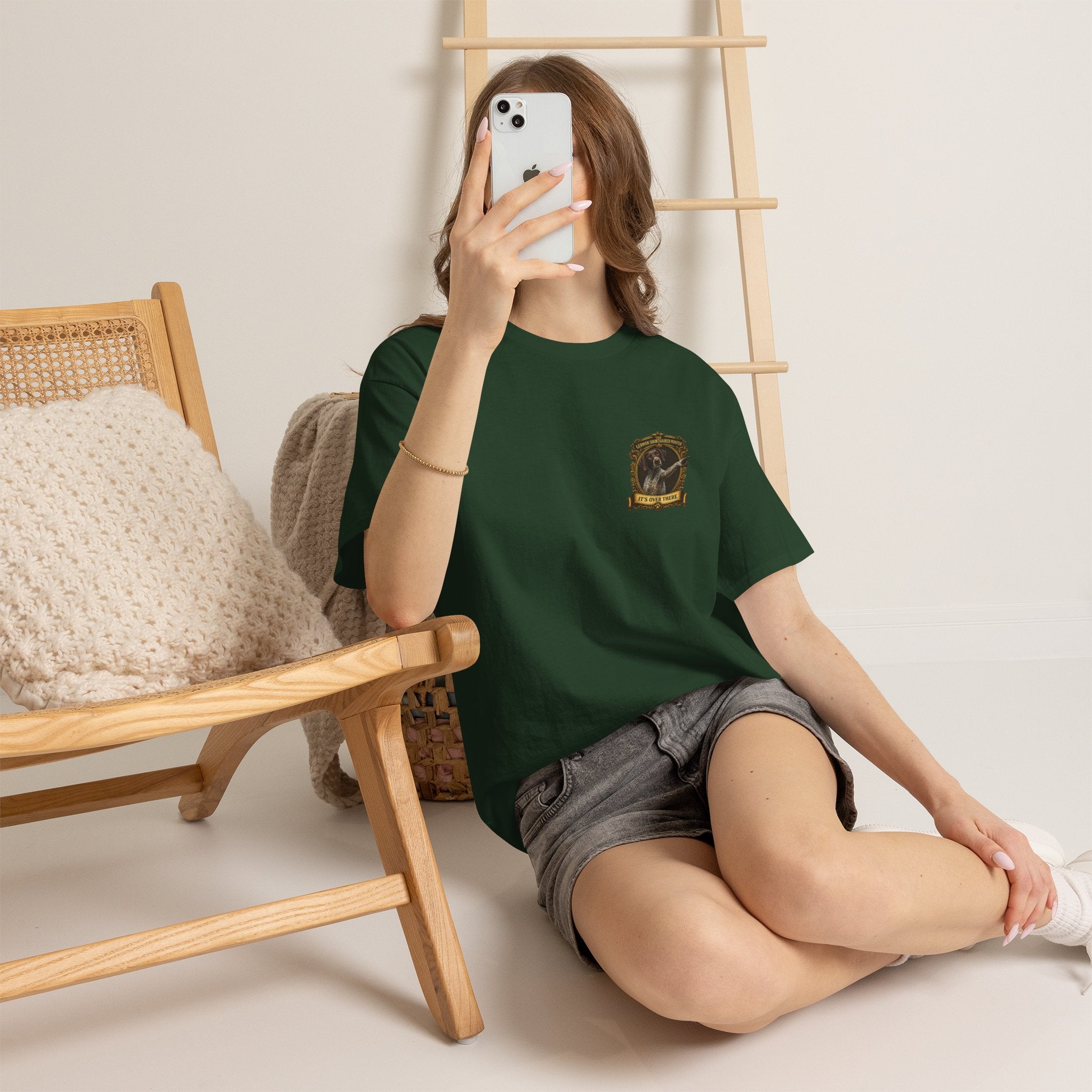 German Shorthaired Pointer 'It's Over There' T-Shirt