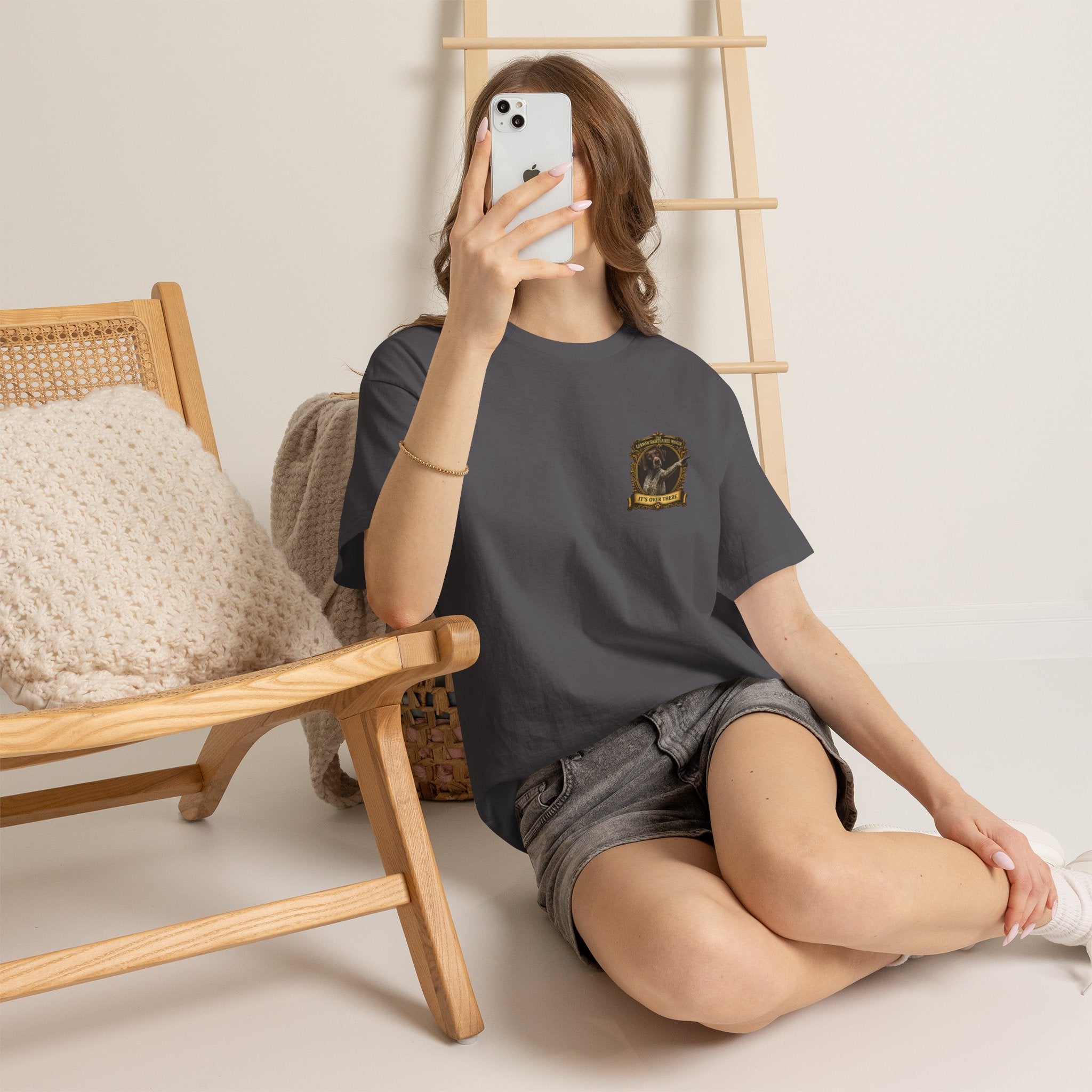 German Shorthaired Pointer 'It's Over There' T-Shirt